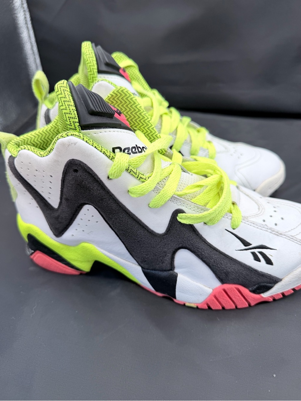 Reebok Kamikaze Mid Top Athletic Sneakers Lace Up White/Black Green Pink 6.5